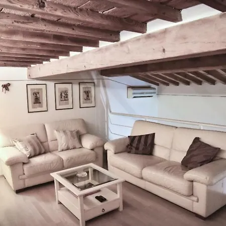Indaco House Arezzo